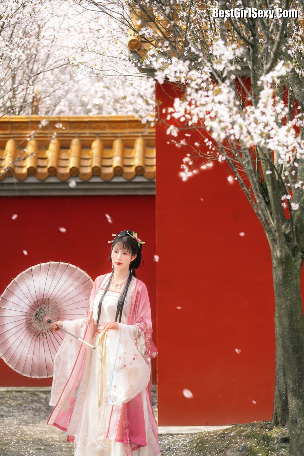 YiTuYu艺图语 Vol.3880 Chu Cha