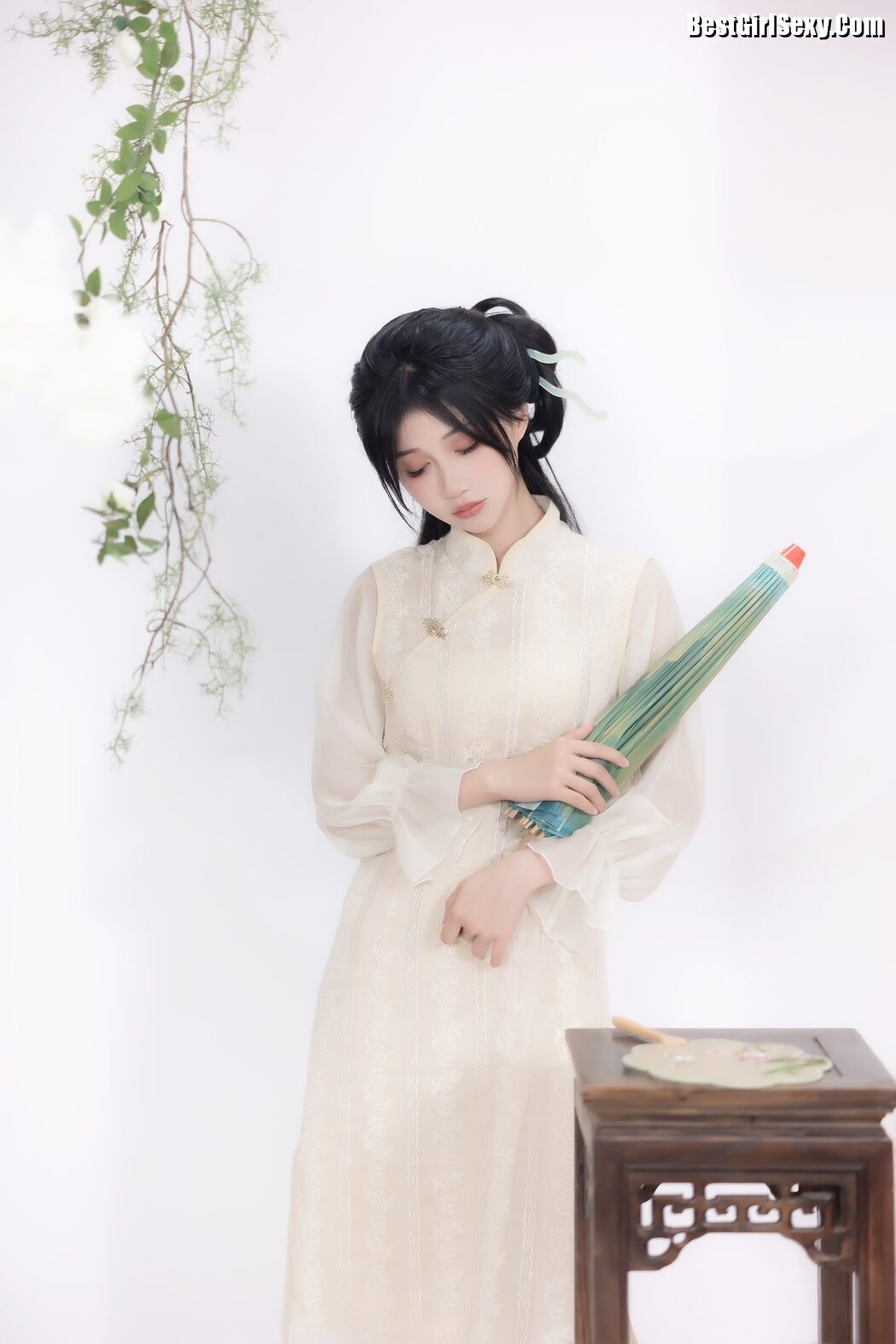 YiTuYu艺图语 Vol.3929 Qi Luo Sheng De Xiao Su Su