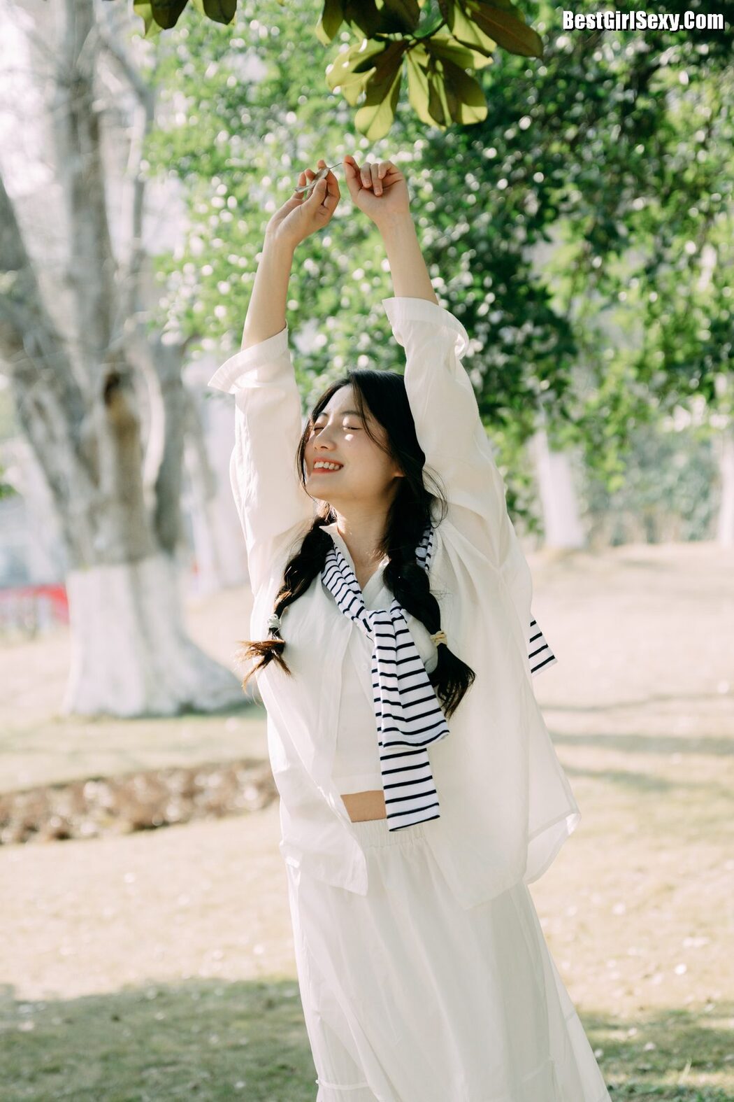 YiTuYu艺图语 Vol.3983 Rei Bi Shio