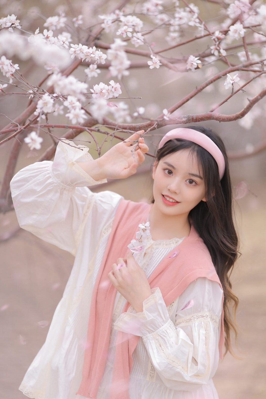 YiTuYu艺图语 Vol.3884 Xian Nu Kuang Quan Shui