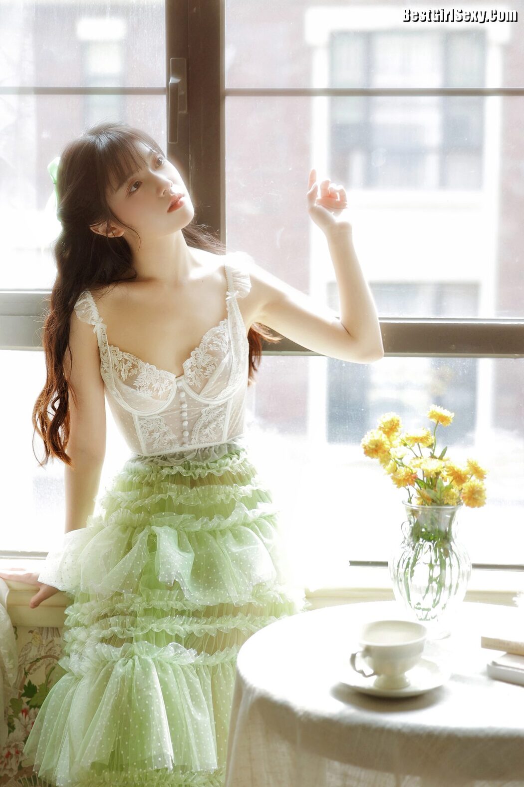 YiTuYu艺图语 Vol.3975 Ling Xiao Qi