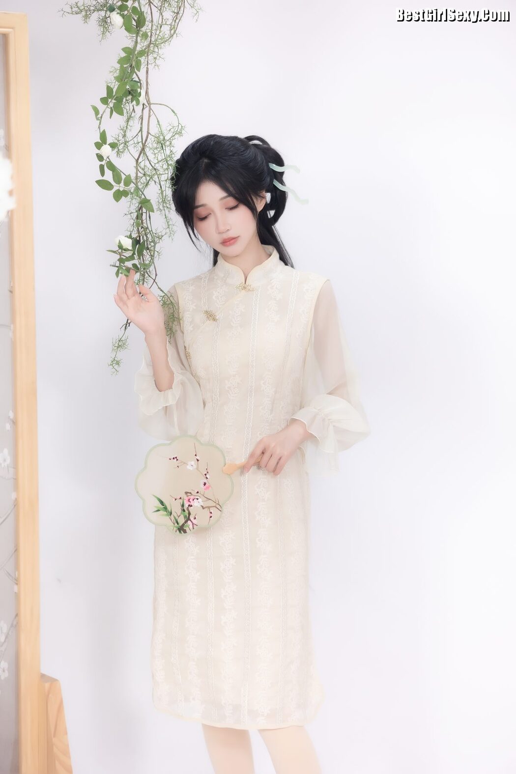 YiTuYu艺图语 Vol.3929 Qi Luo Sheng De Xiao Su Su