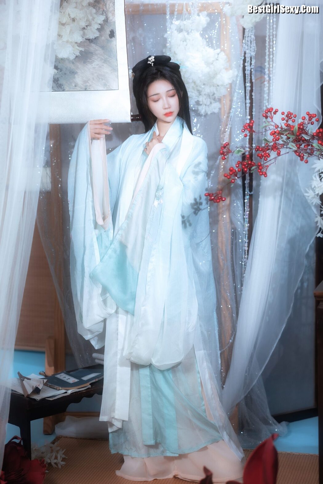 YiTuYu艺图语 Vol.3967 Qi Luo Sheng De Xiao Su Su