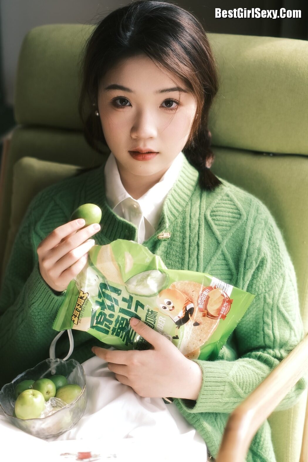 YiTuYu艺图语 Vol.3864 Cheng Zi