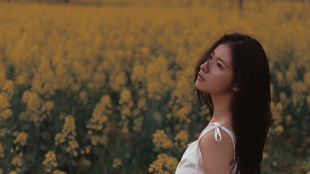 YiTuYu艺图语 Vol.3923 Yang Jia Xin