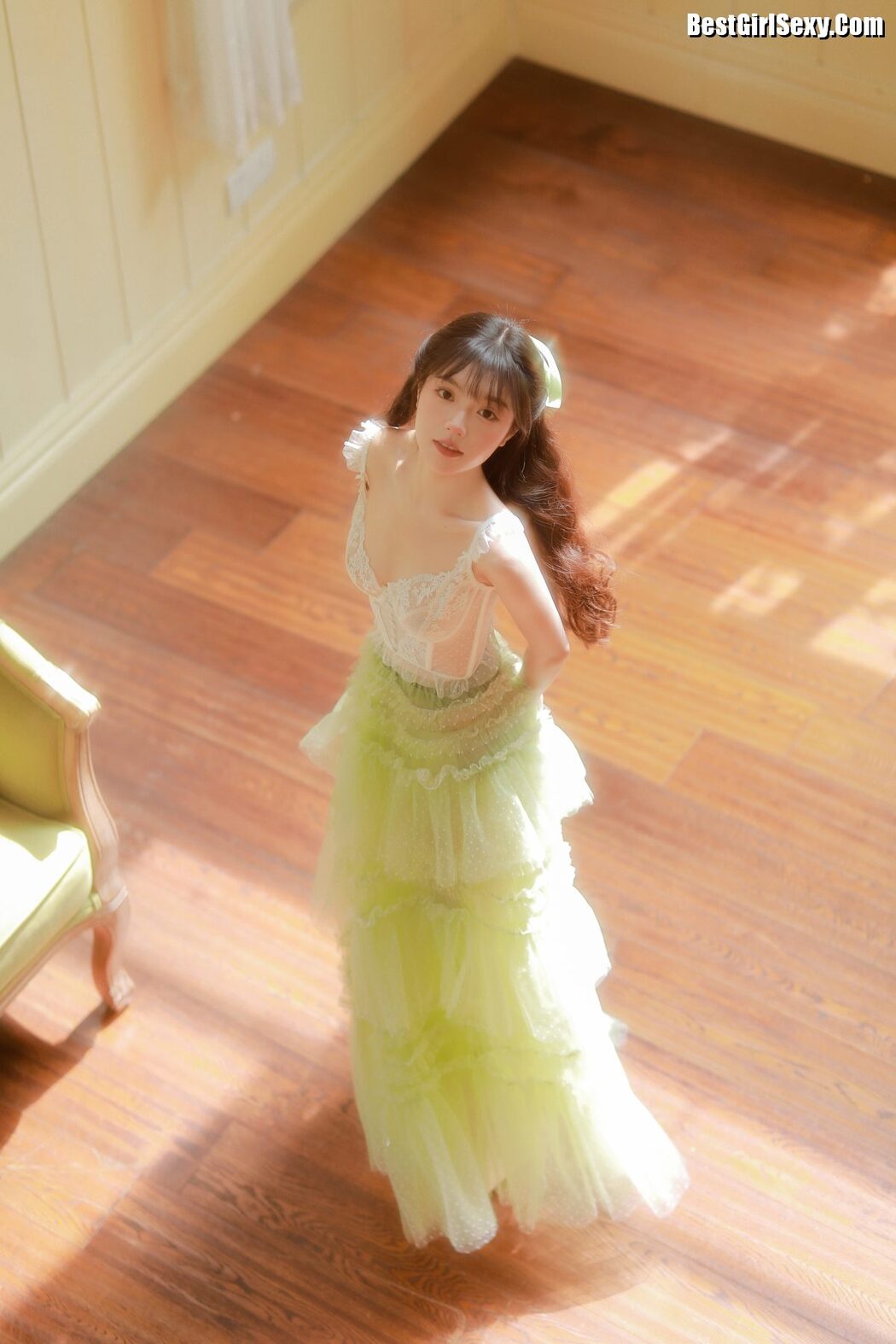 YiTuYu艺图语 Vol.3975 Ling Xiao Qi