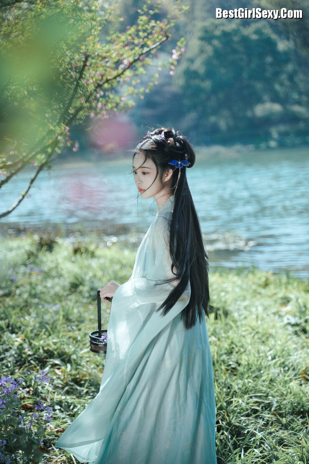 YiTuYu艺图语 Vol.3899 Ai Tan Xian De Xia Shang Zhou