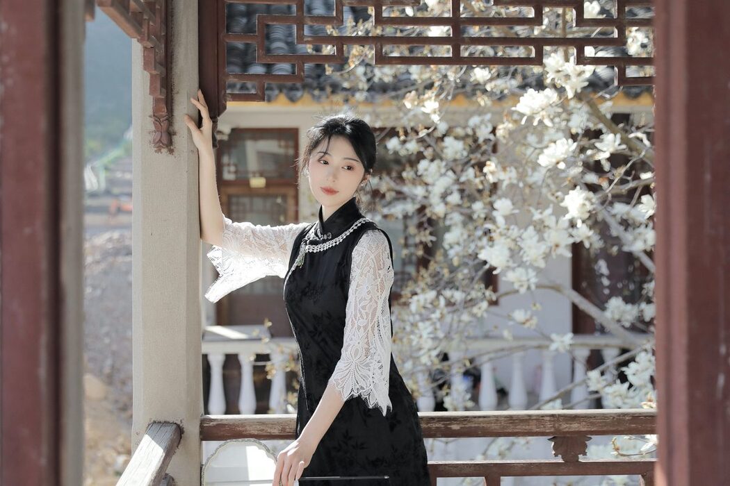 YiTuYu艺图语 Vol.3879 Fen Mian Gu Niang