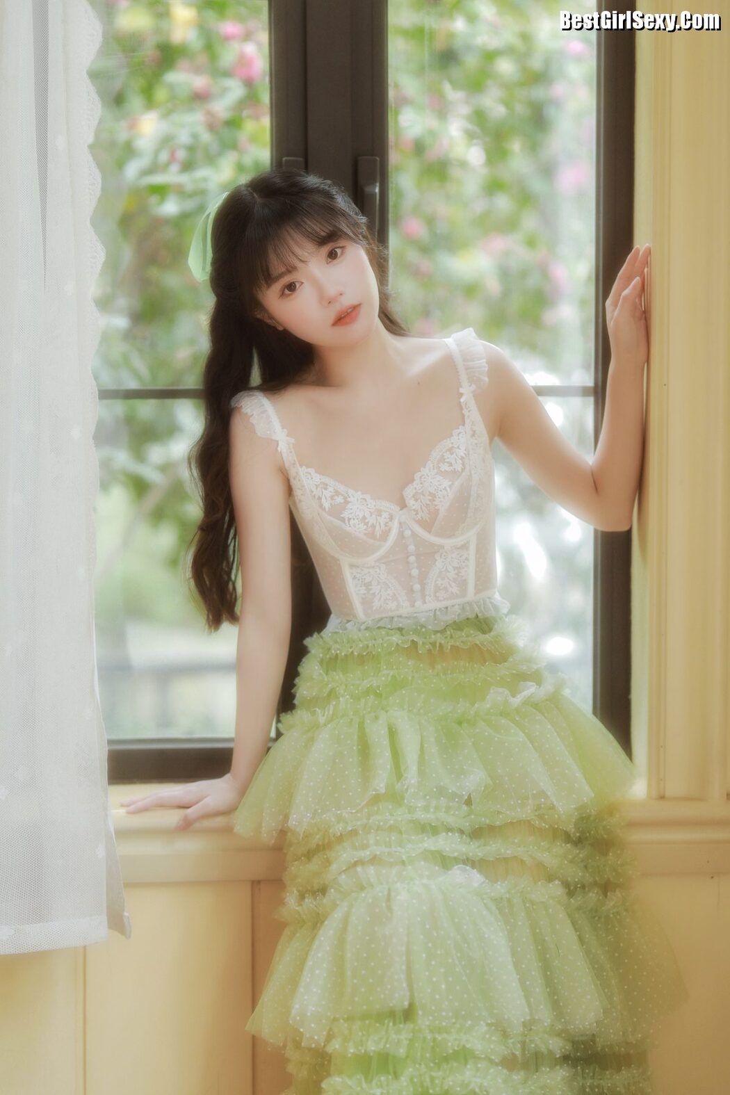 YiTuYu艺图语 Vol.3975 Ling Xiao Qi
