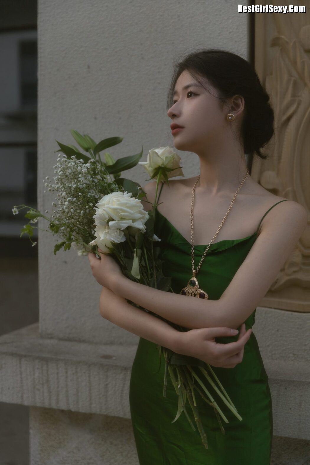 YiTuYu艺图语 Vol.3993 Yang Jia Xin