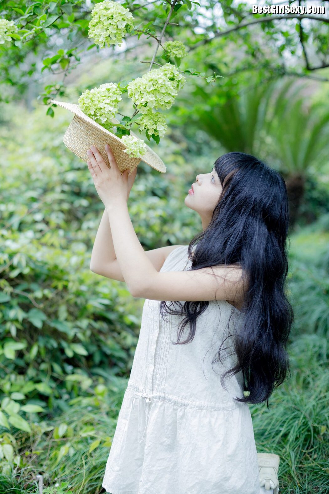 YiTuYu艺图语 Vol.3966 Zhi Yuan