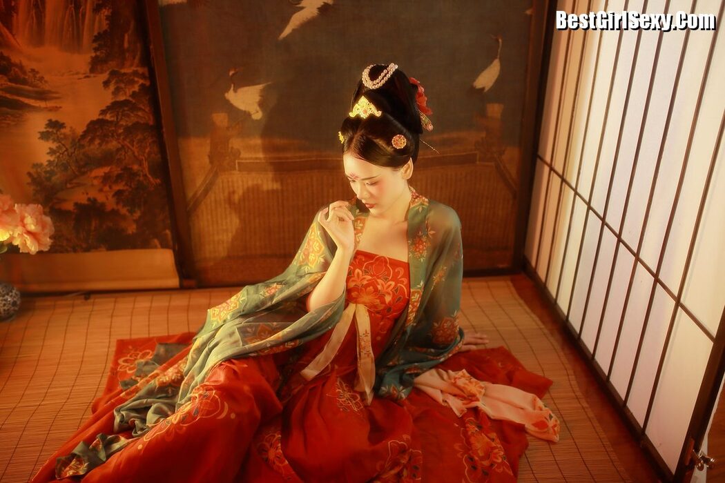 YiTuYu艺图语 Vol.3988 Qing Huan Er