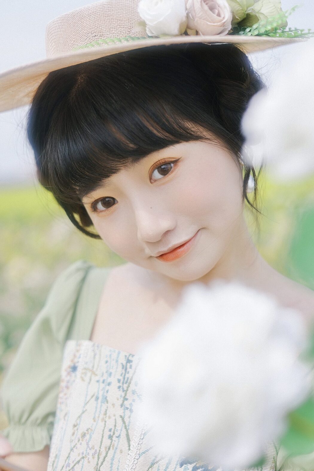 YiTuYu艺图语 Vol.3946 Lan Pang Zi Cover Photo