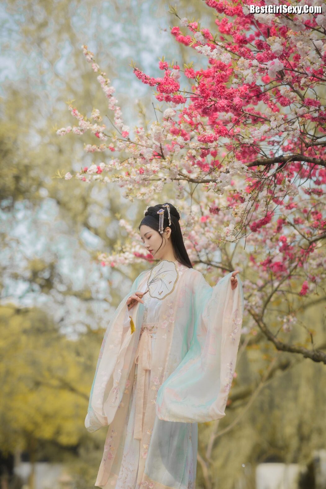 YiTuYu艺图语 Vol.3989 Qi Qi