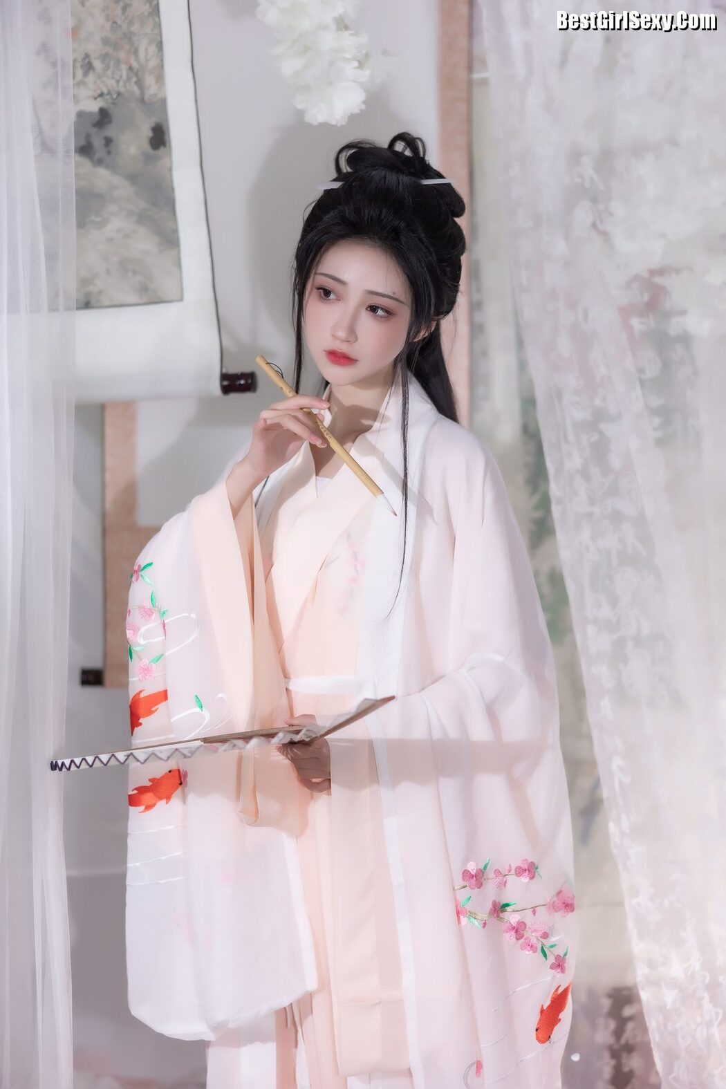YiTuYu艺图语 Vol.3965 Qi Luo Sheng De Xiao Su Su