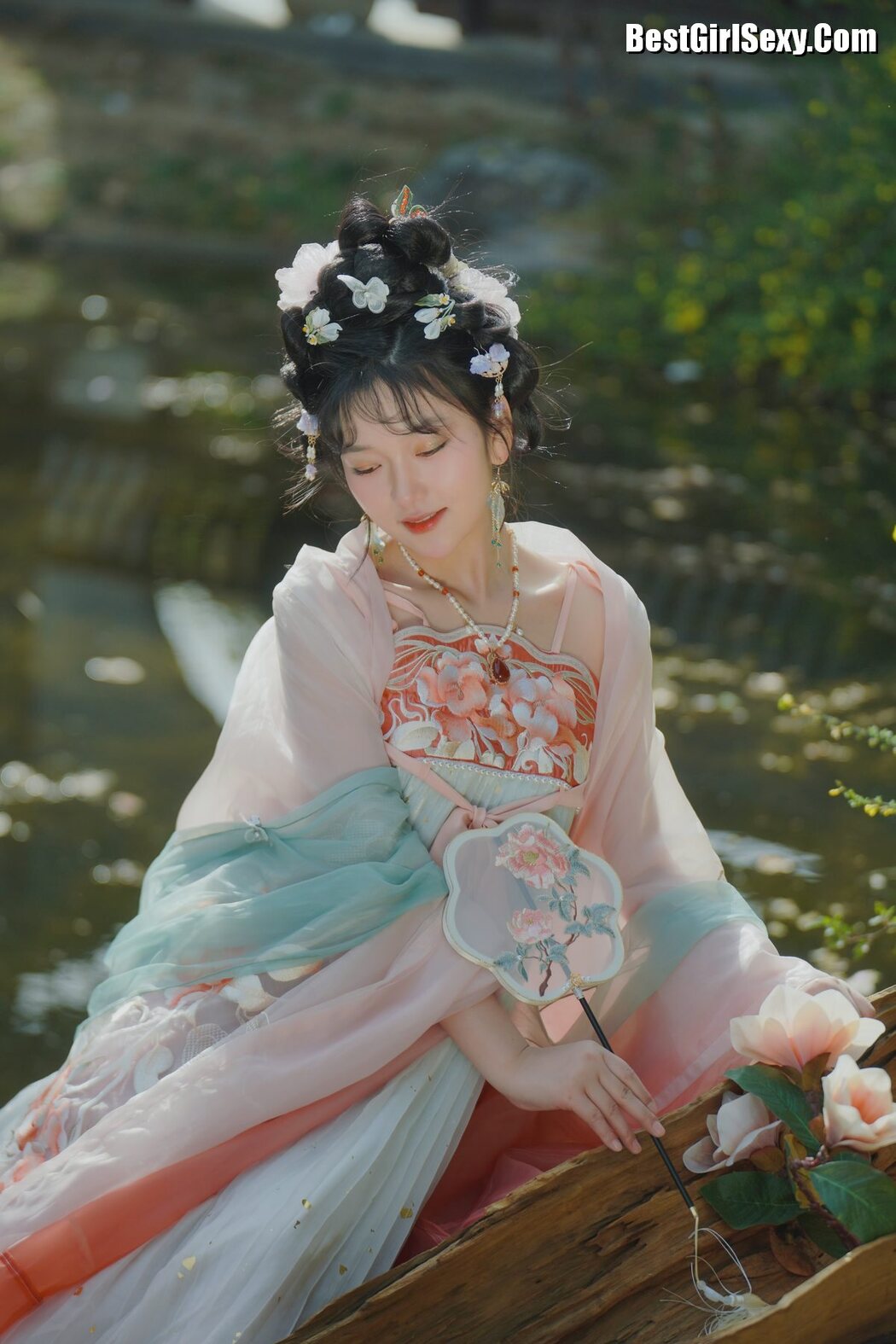 YiTuYu艺图语 Vol.3919 Jing Jing