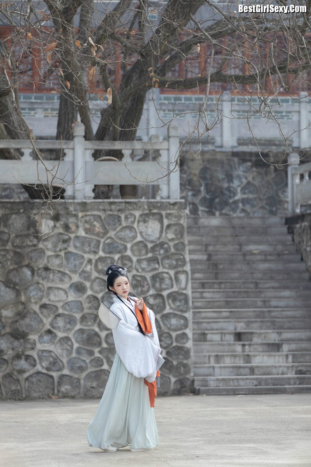YiTuYu艺图语 Vol.3963 Zi Zi