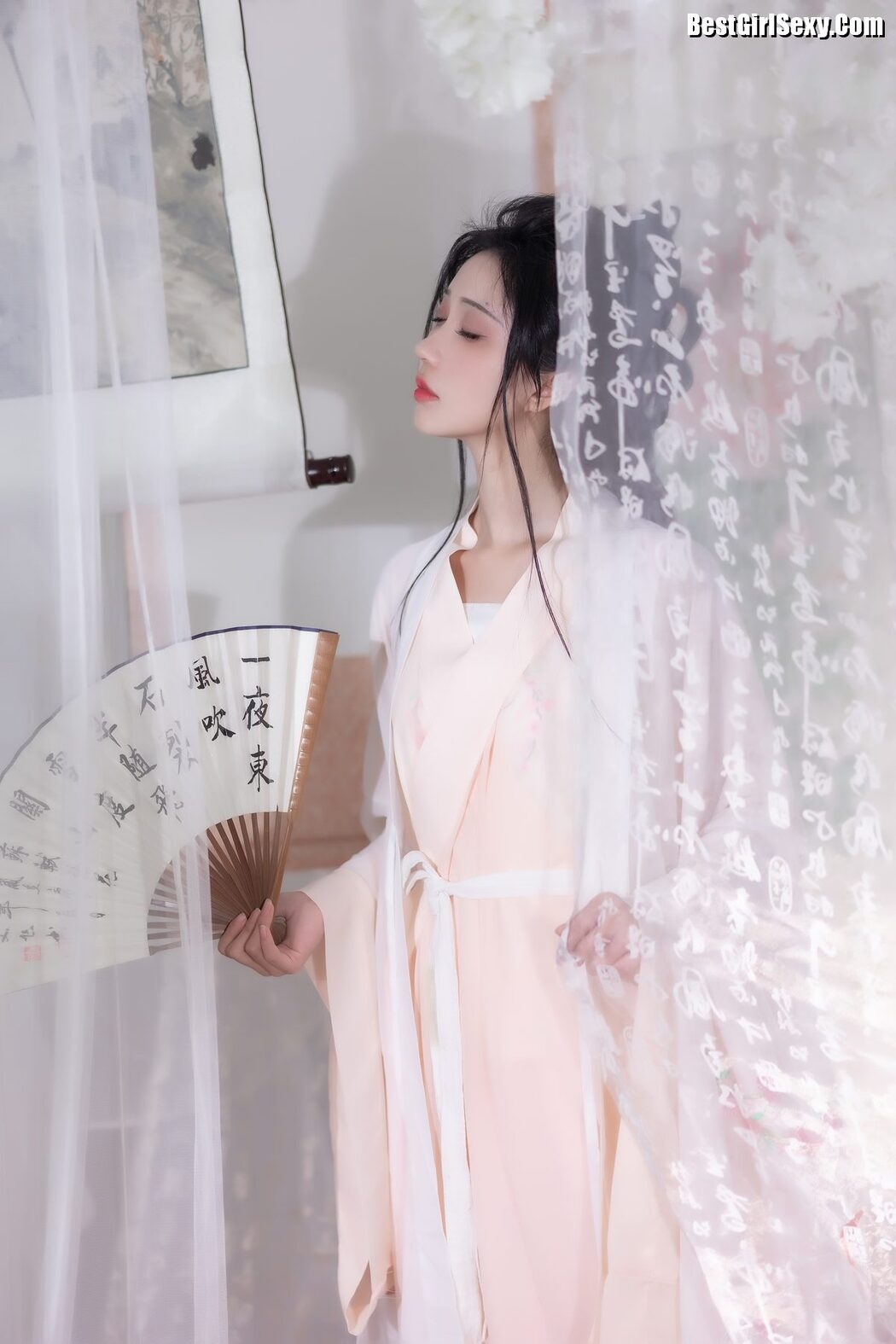 YiTuYu艺图语 Vol.3965 Qi Luo Sheng De Xiao Su Su