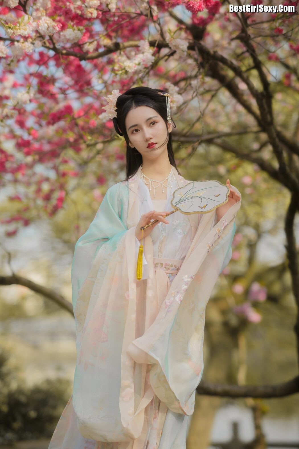 YiTuYu艺图语 Vol.3989 Qi Qi