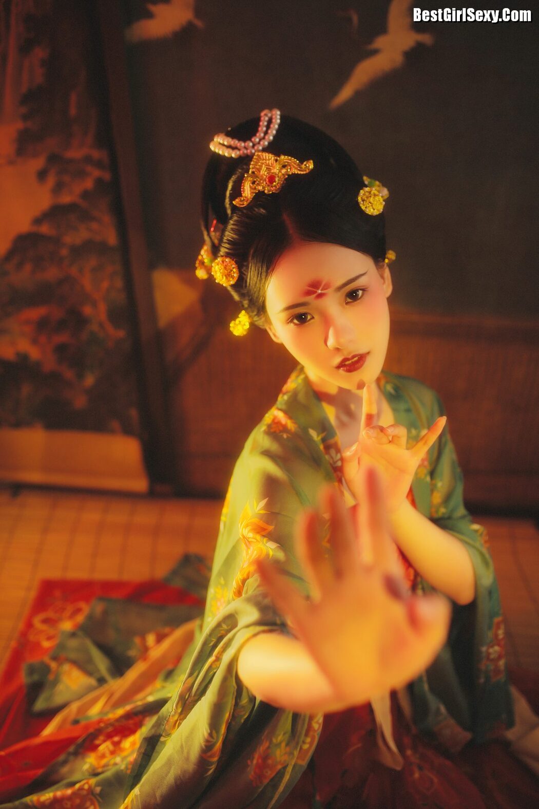 YiTuYu艺图语 Vol.3988 Qing Huan Er