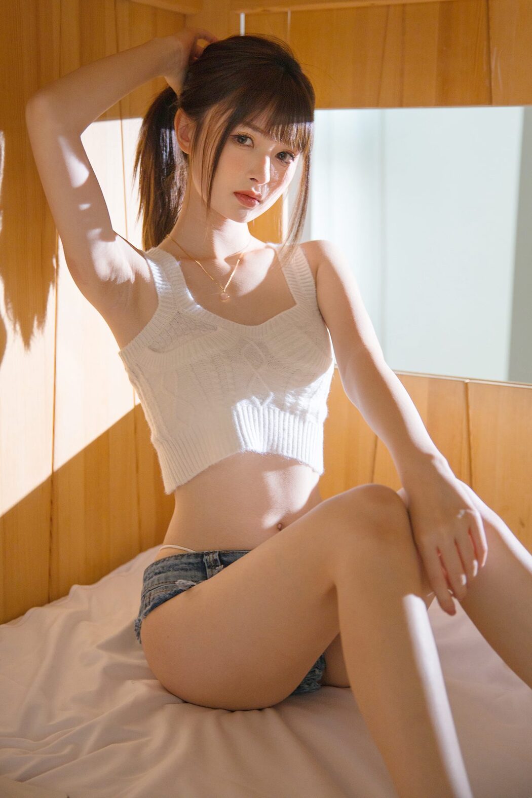 YiTuYu艺图语 Vol.3969 He Tun Fu Zi Cover Photo