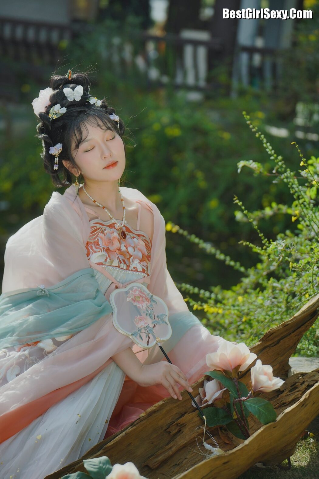 YiTuYu艺图语 Vol.3919 Jing Jing