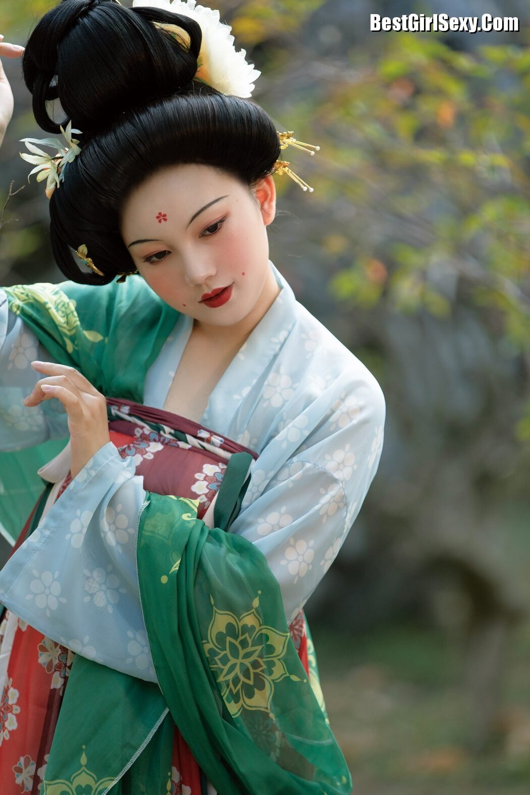 YiTuYu艺图语 Vol.3893 Qiu Da Da