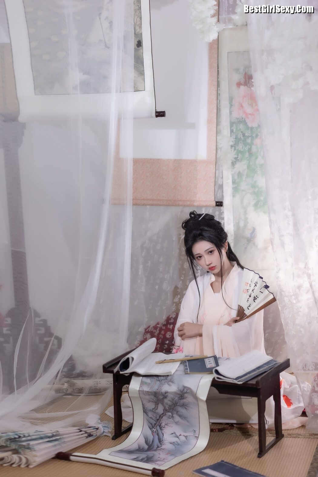 YiTuYu艺图语 Vol.3965 Qi Luo Sheng De Xiao Su Su