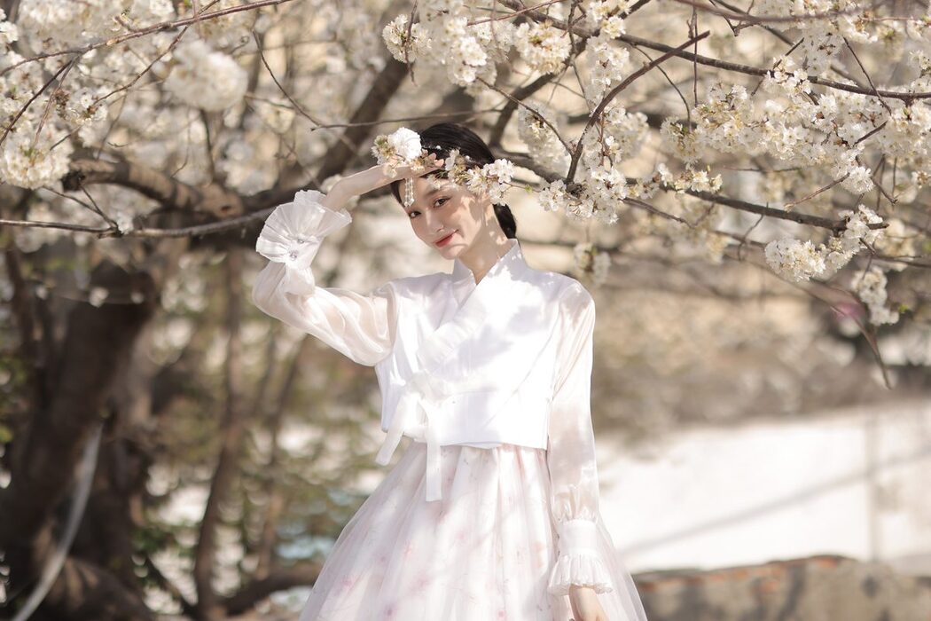 YiTuYu艺图语 Vol.3876 Xiao Duo Duo Yao Bao Fu