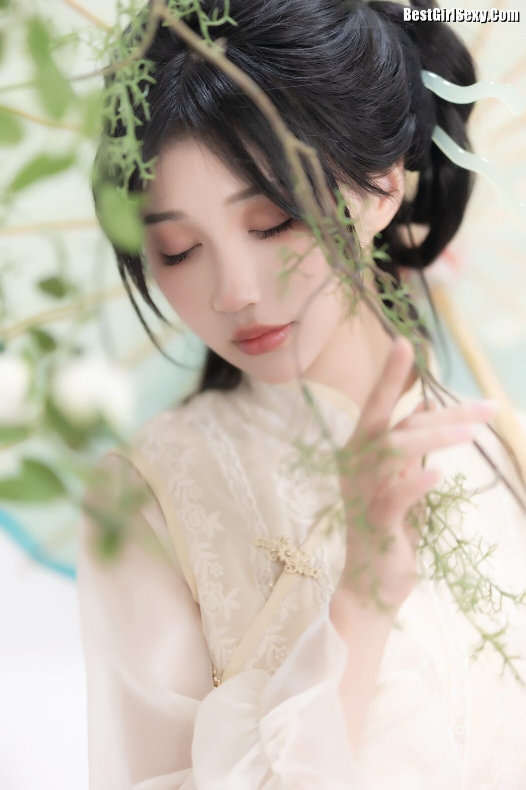 YiTuYu艺图语 Vol.3929 Qi Luo Sheng De Xiao Su Su