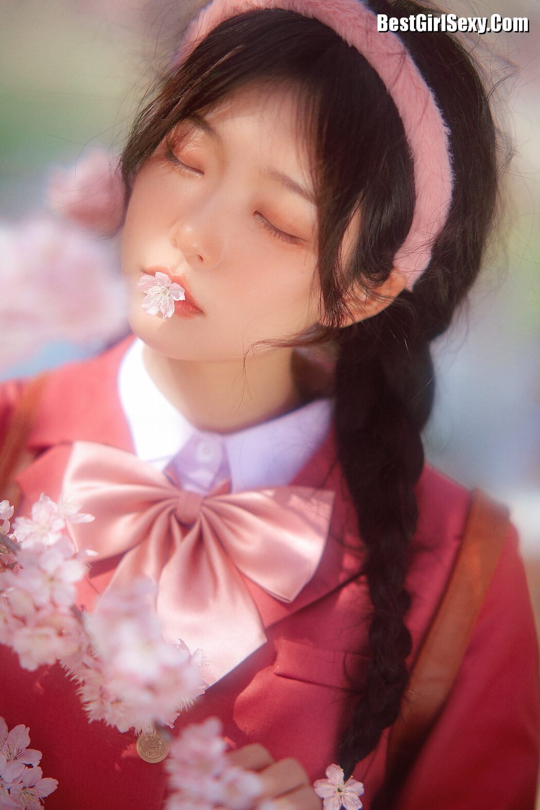 YiTuYu艺图语 Vol.3886 Huai Li Mao Ovo