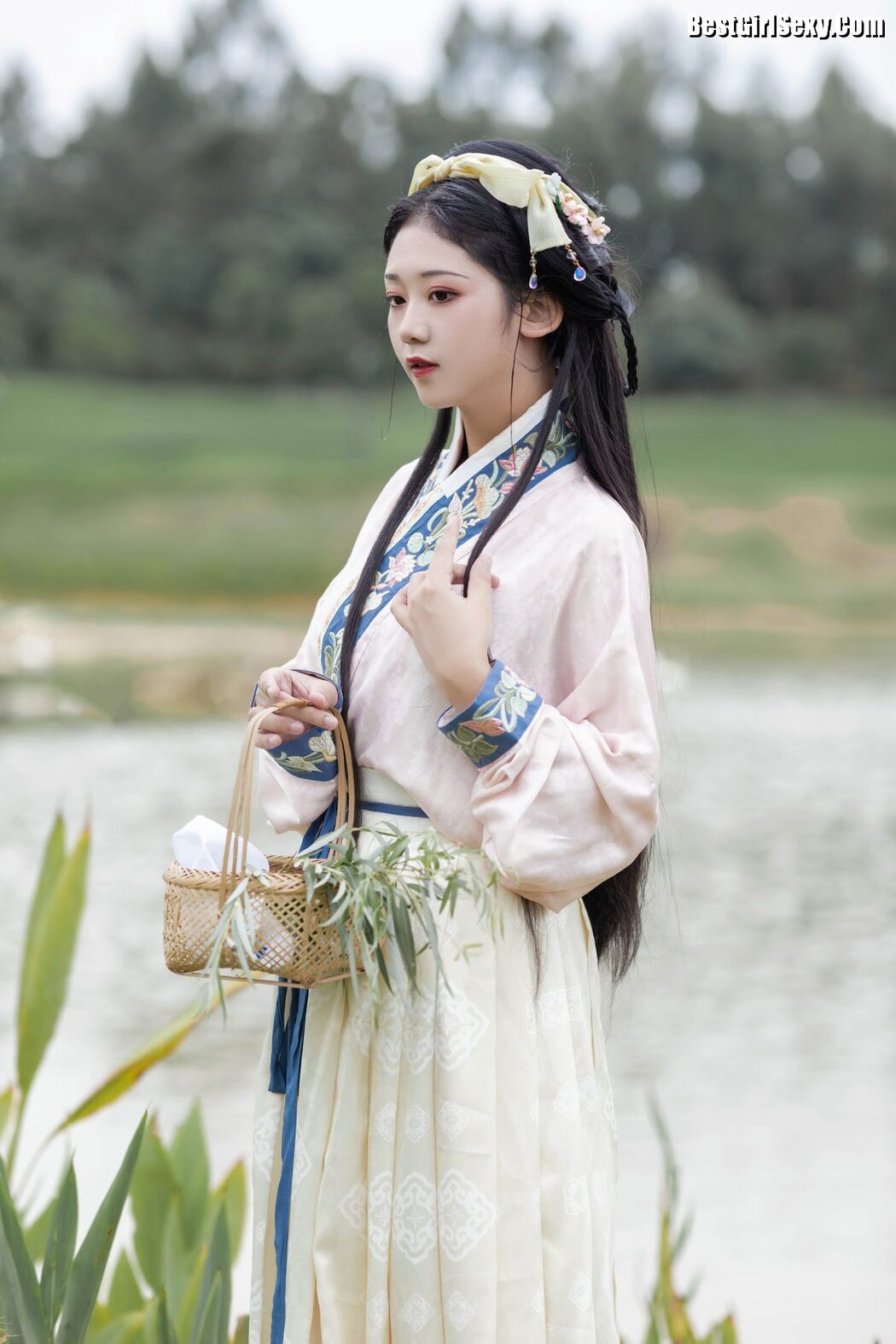 YiTuYu艺图语 Vol.3984 Shen Shi Si