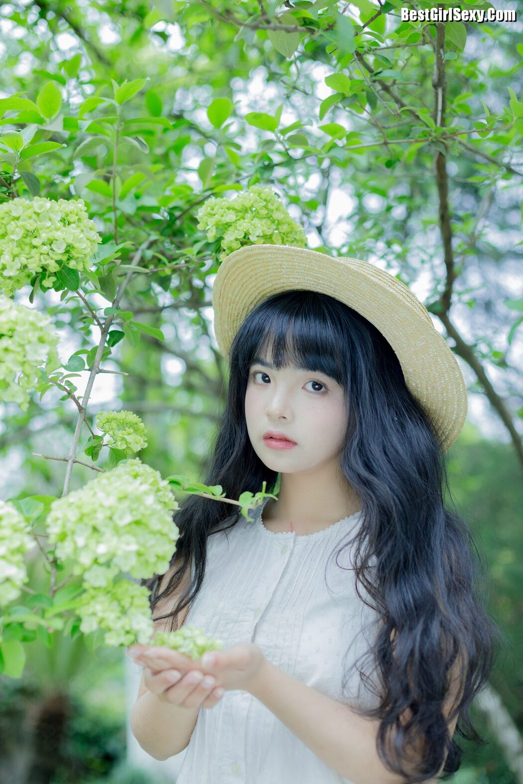 YiTuYu艺图语 Vol.3966 Zhi Yuan