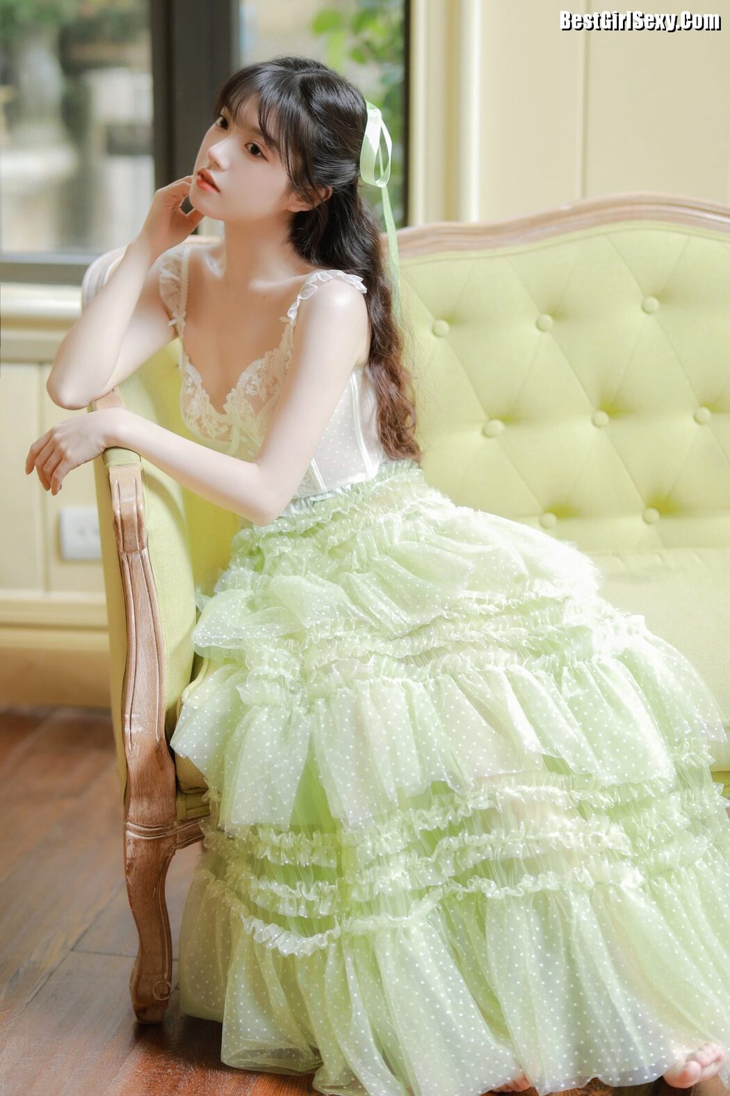 YiTuYu艺图语 Vol.3975 Ling Xiao Qi