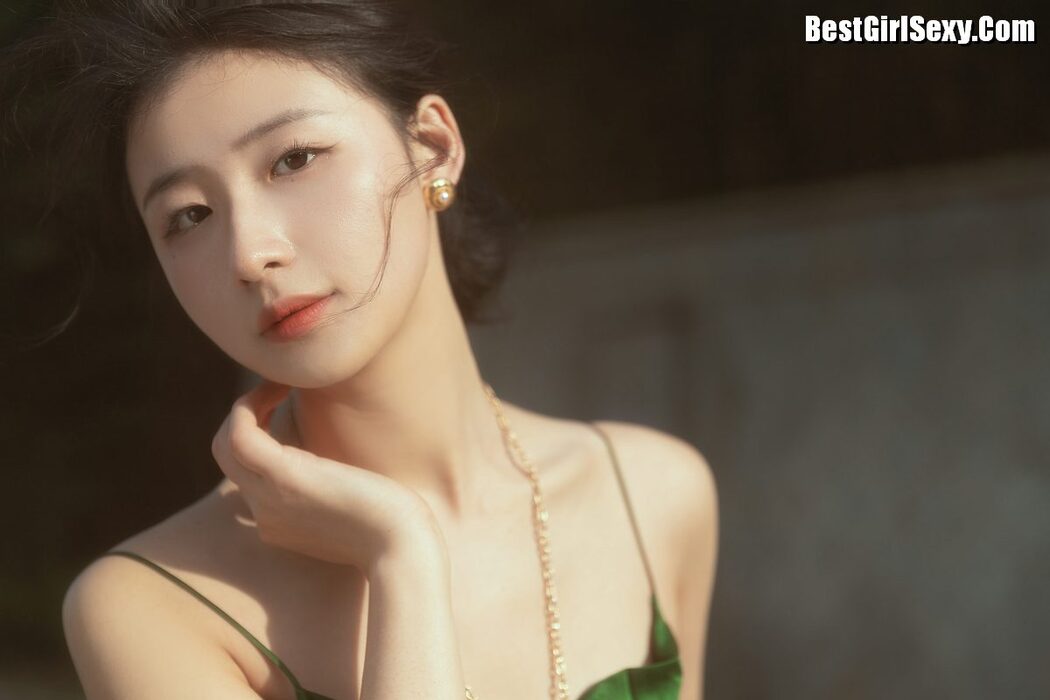 YiTuYu艺图语 Vol.3993 Yang Jia Xin