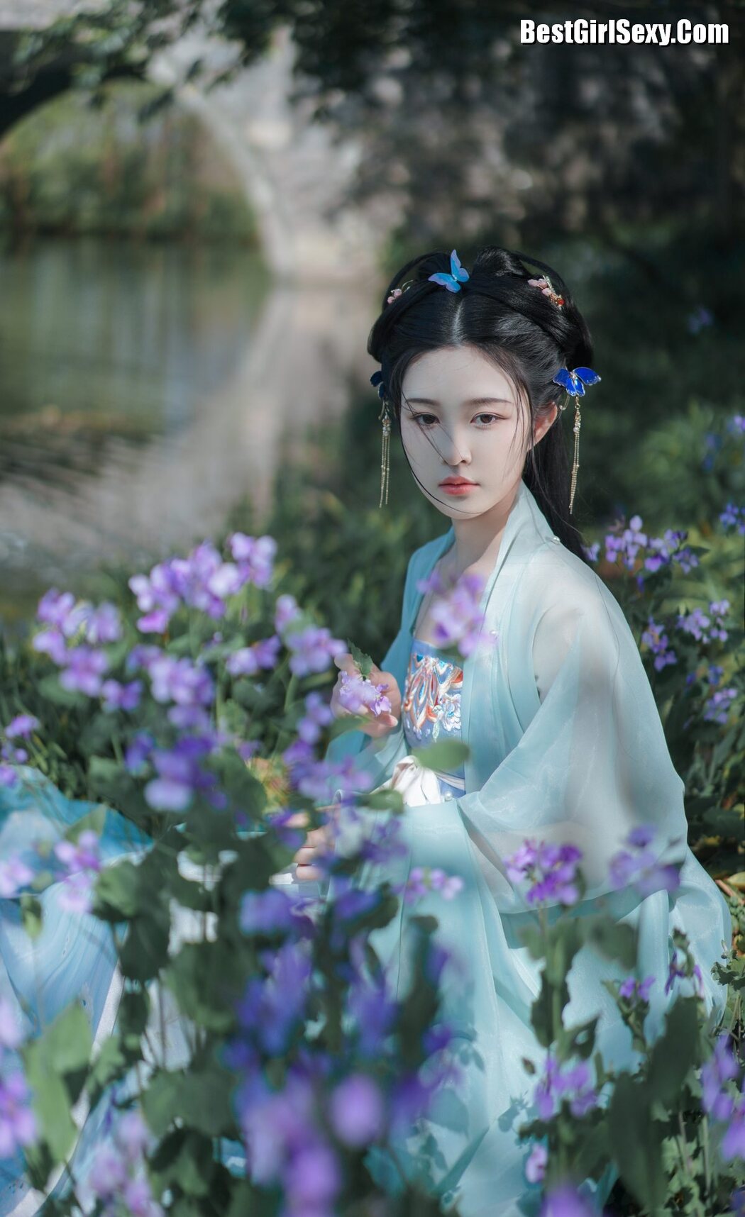 YiTuYu艺图语 Vol.3899 Ai Tan Xian De Xia Shang Zhou