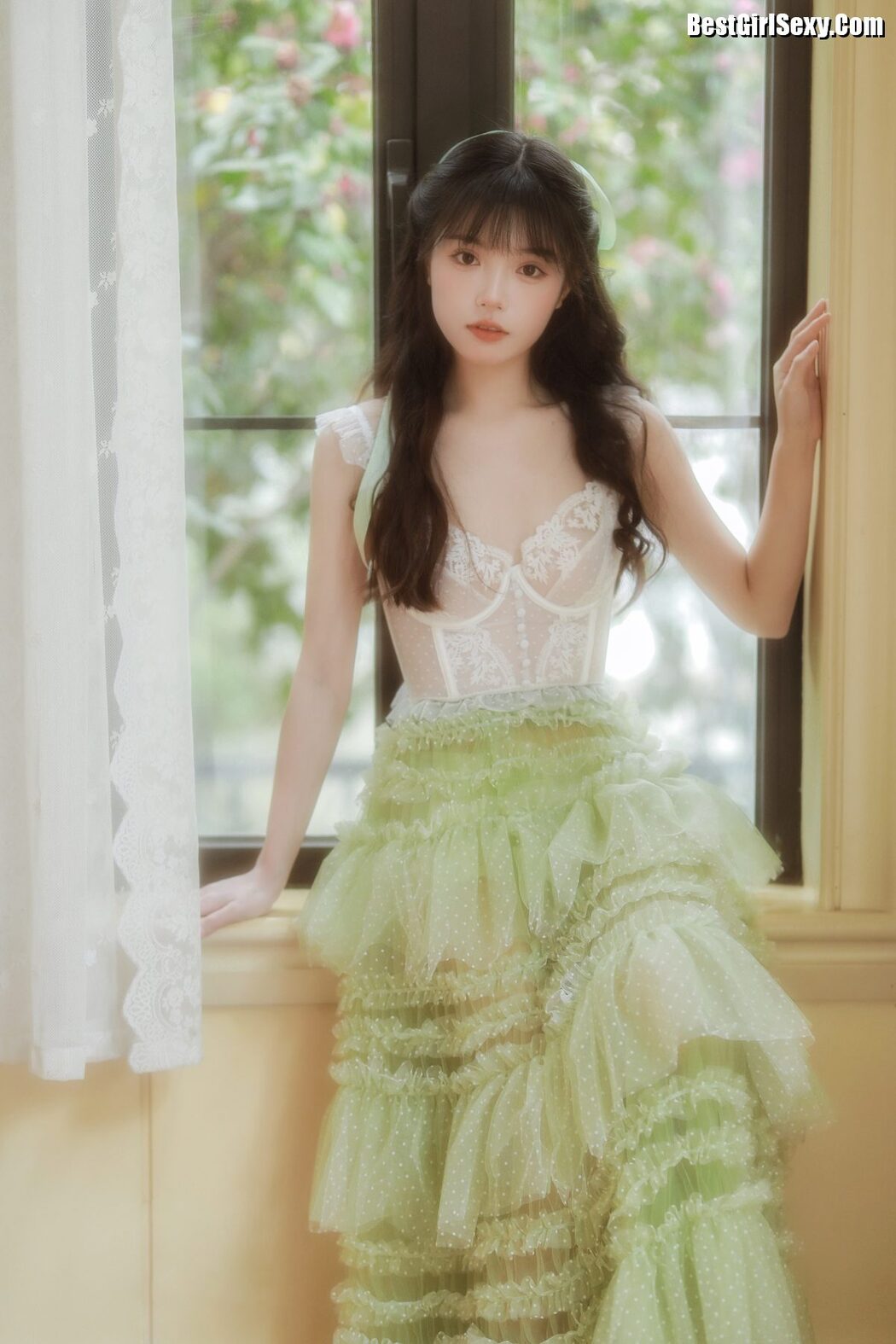 YiTuYu艺图语 Vol.3975 Ling Xiao Qi