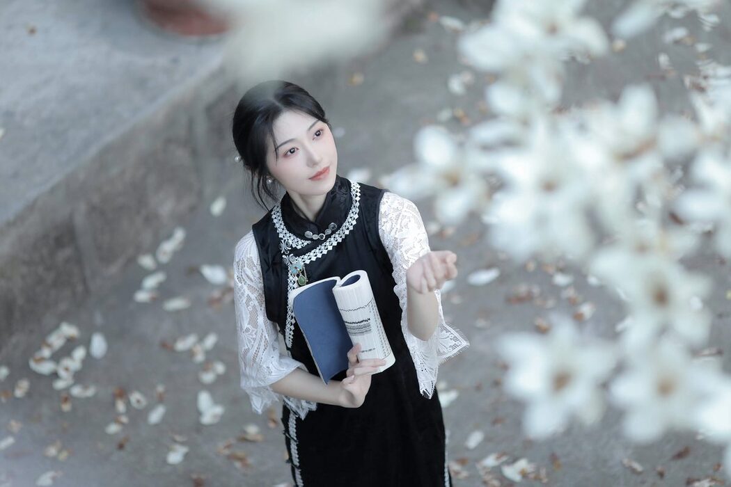 YiTuYu艺图语 Vol.3879 Fen Mian Gu Niang