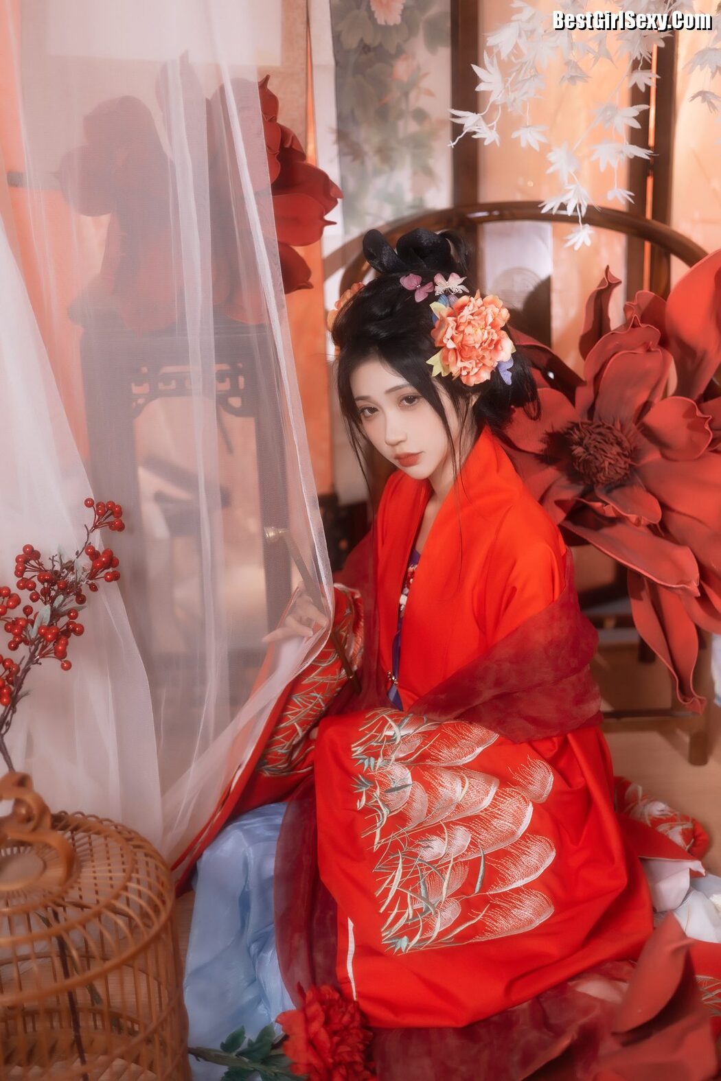 YiTuYu艺图语 Vol.3945 Qi Luo Sheng De Xiao Su Su