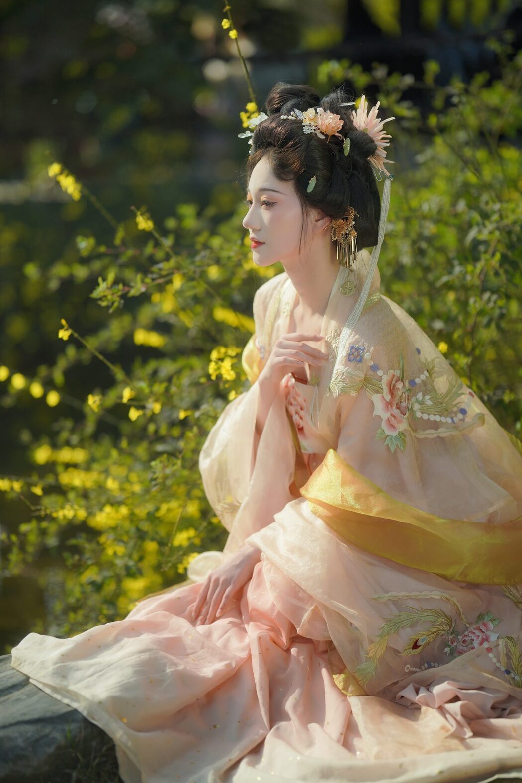 YiTuYu艺图语 Vol.3881 Qin Qin