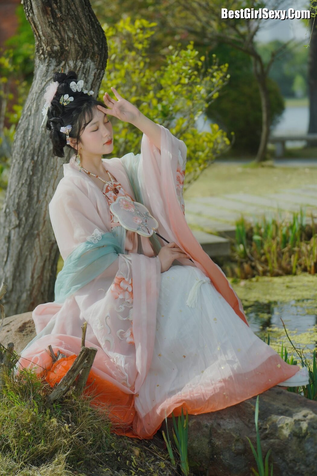 YiTuYu艺图语 Vol.3919 Jing Jing