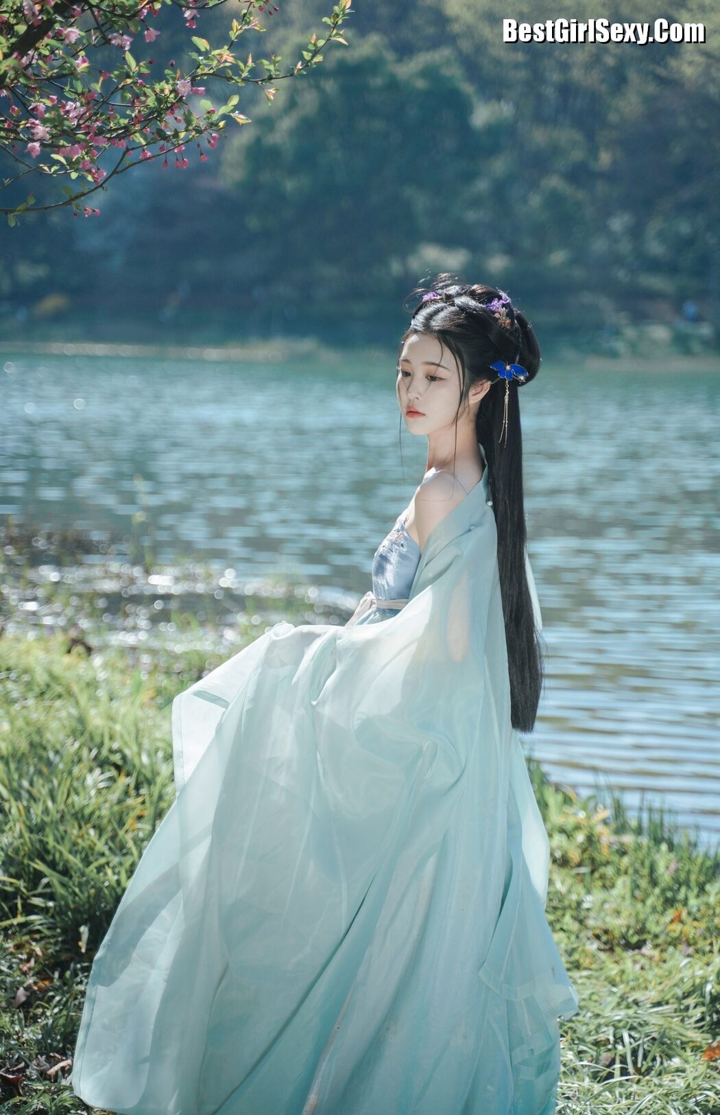 YiTuYu艺图语 Vol.3899 Ai Tan Xian De Xia Shang Zhou
