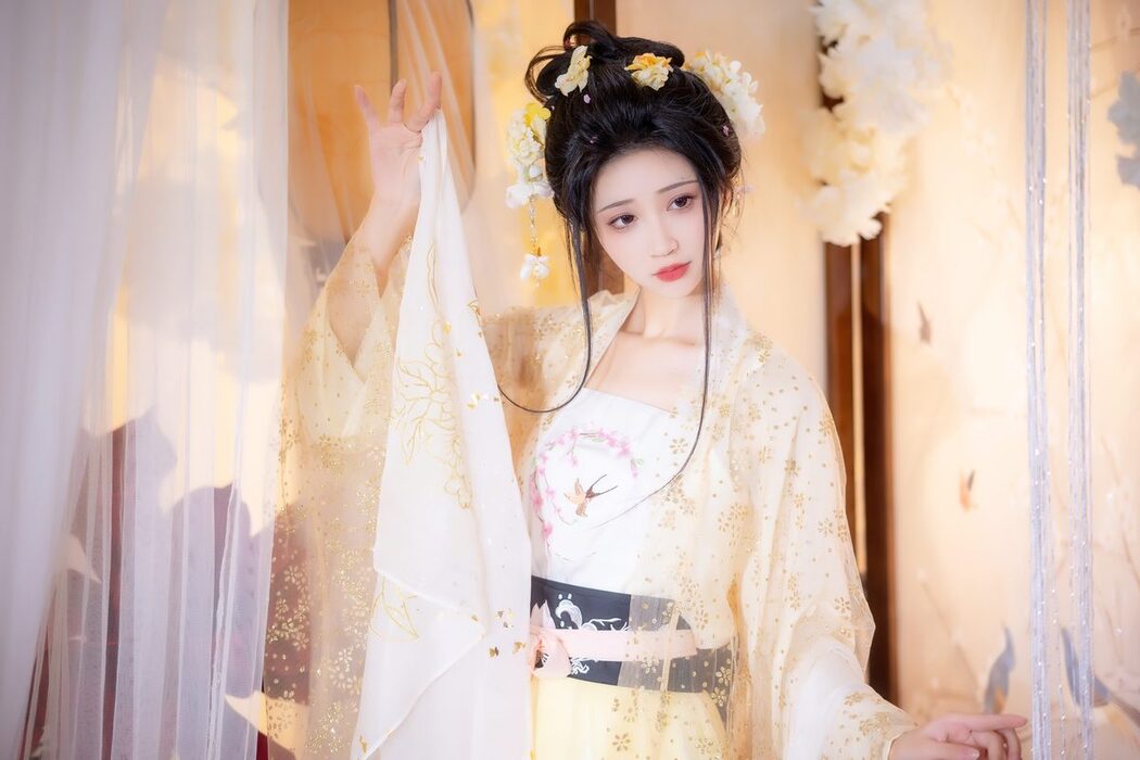 YiTuYu艺图语 Vol.3862 Qi Luo Sheng De Xiao Su Su