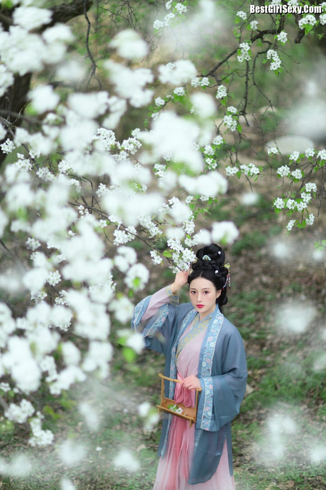 YiTuYu艺图语 Vol.3999 Wei Wei