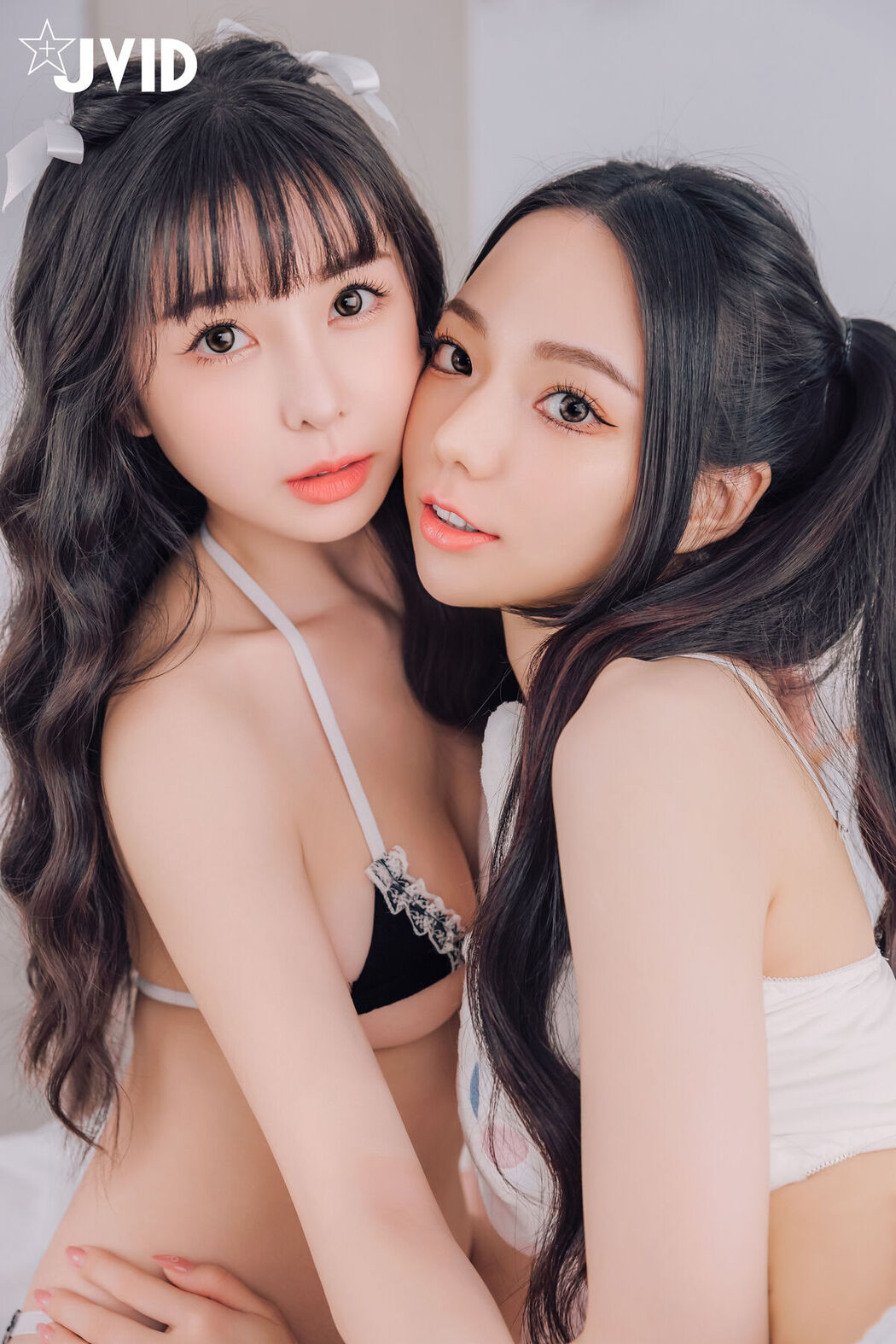 JVID Tai Ni 胎尼 And Jiu Jiu 啾啾 – 啾啾親自開箱豪華AI情慾娃娃Tiny 真人比例完美粉嫩E奶 激情互動舌吻揉奶樣樣來 Part3