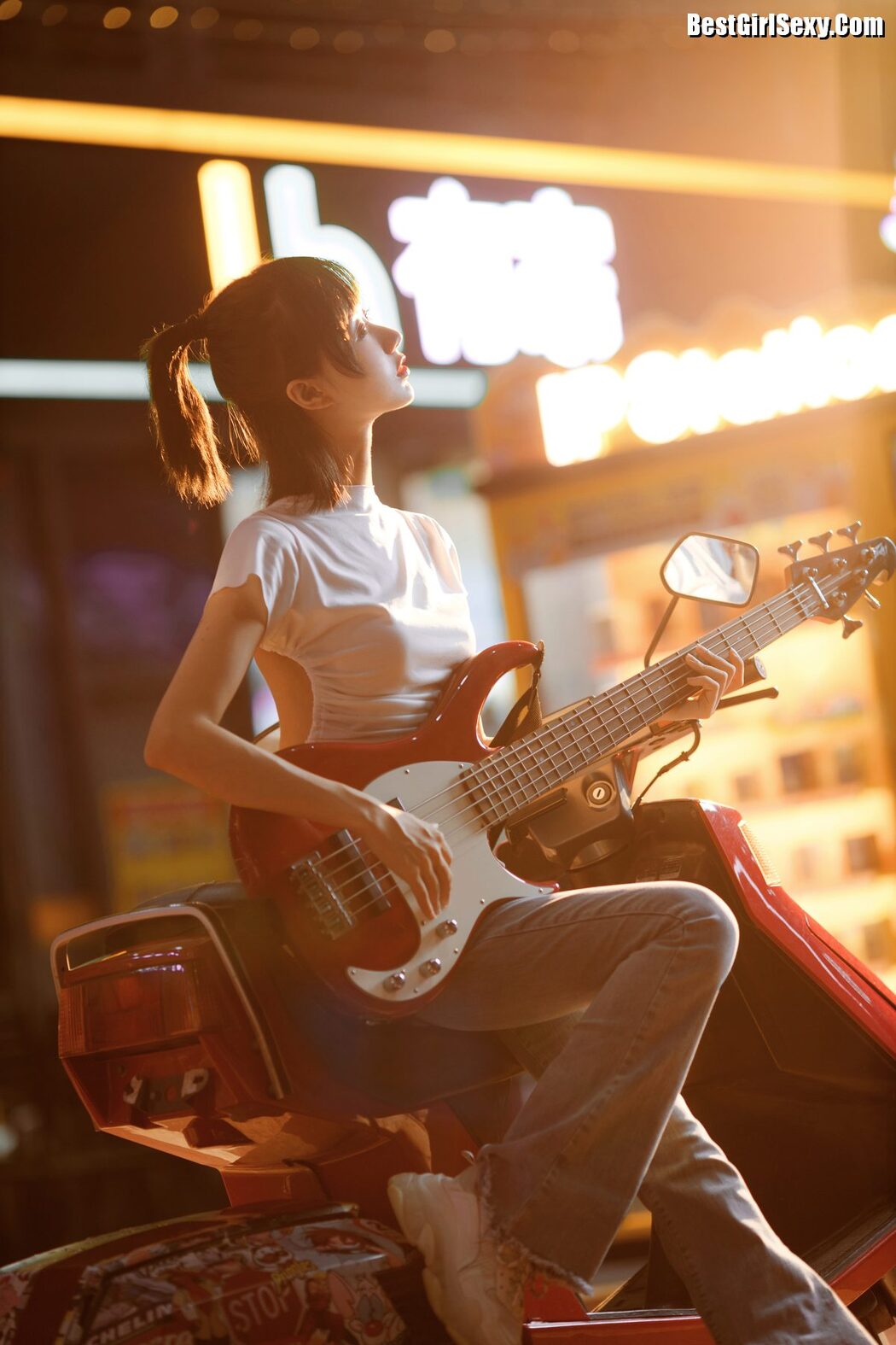 YiTuYu艺图语 Vol.3998 Mu Mian Mian VWV
