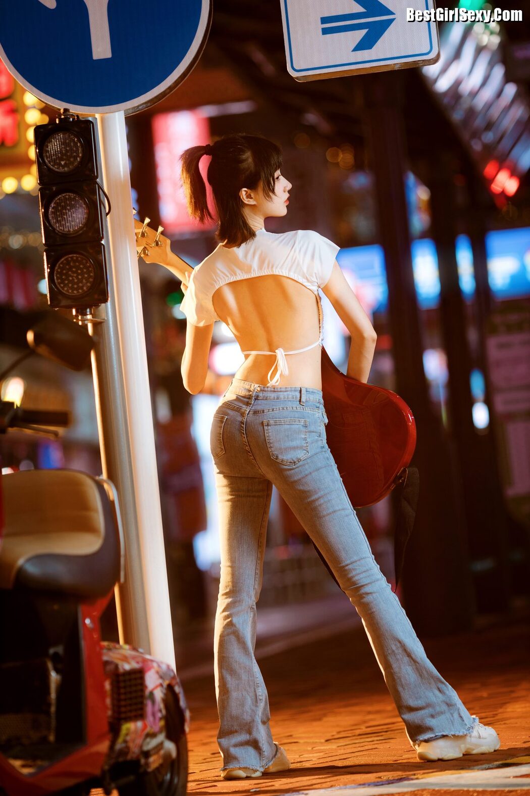 YiTuYu艺图语 Vol.3998 Mu Mian Mian VWV