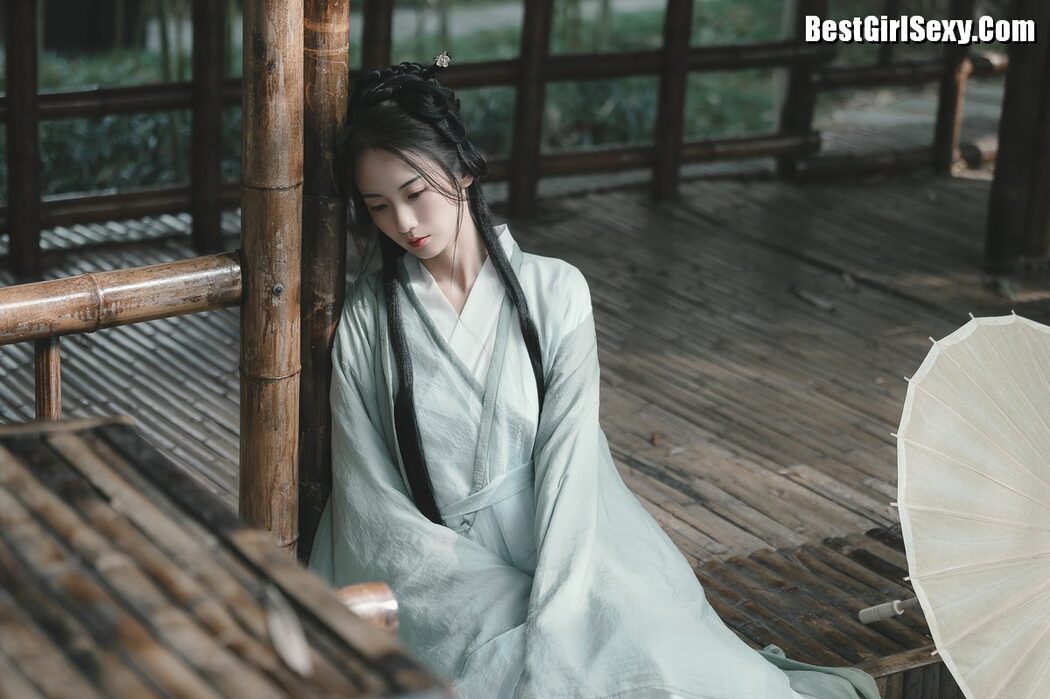 YiTuYu艺图语 Vol.3997 Li Mi