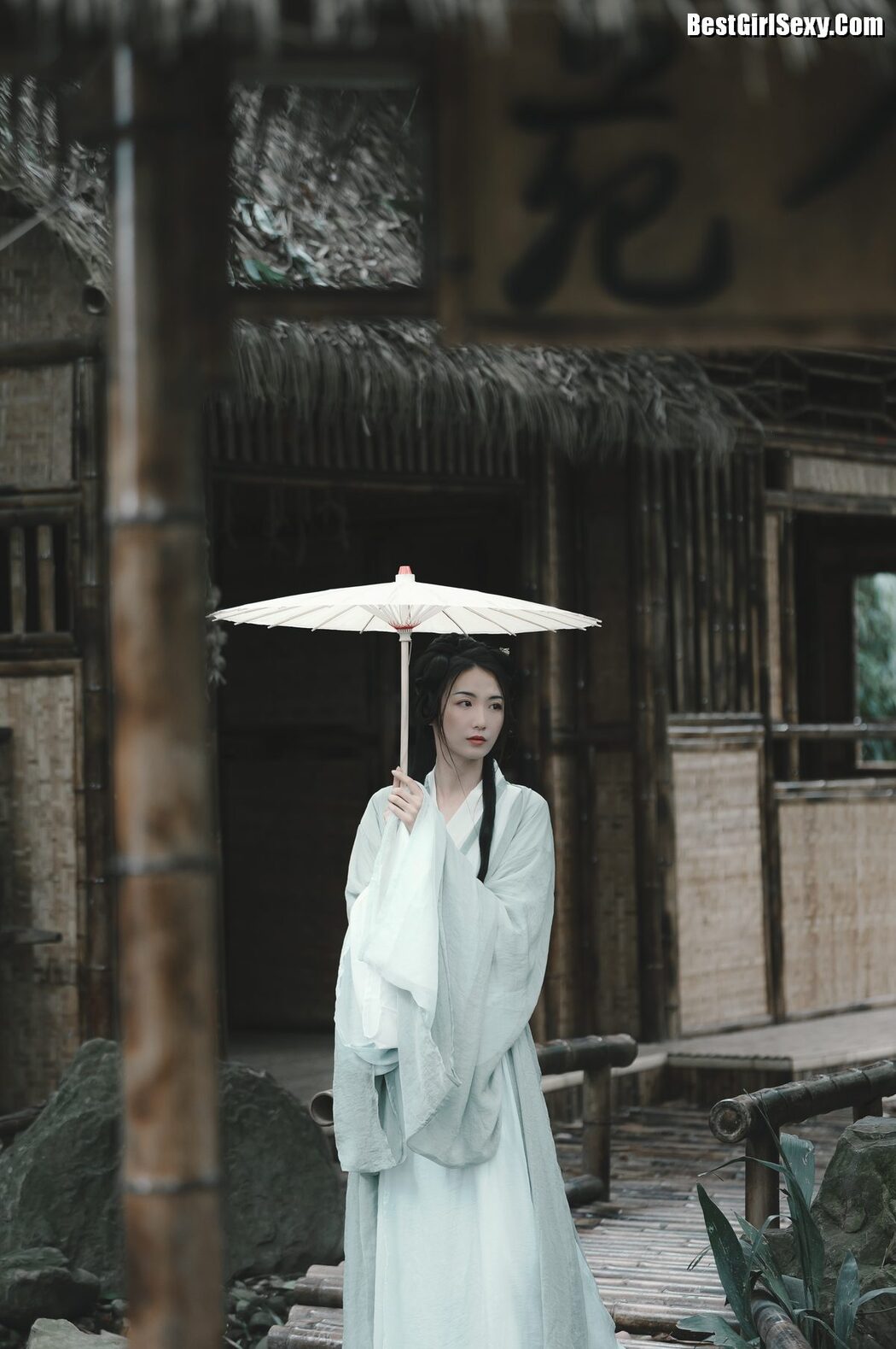 YiTuYu艺图语 Vol.3997 Li Mi