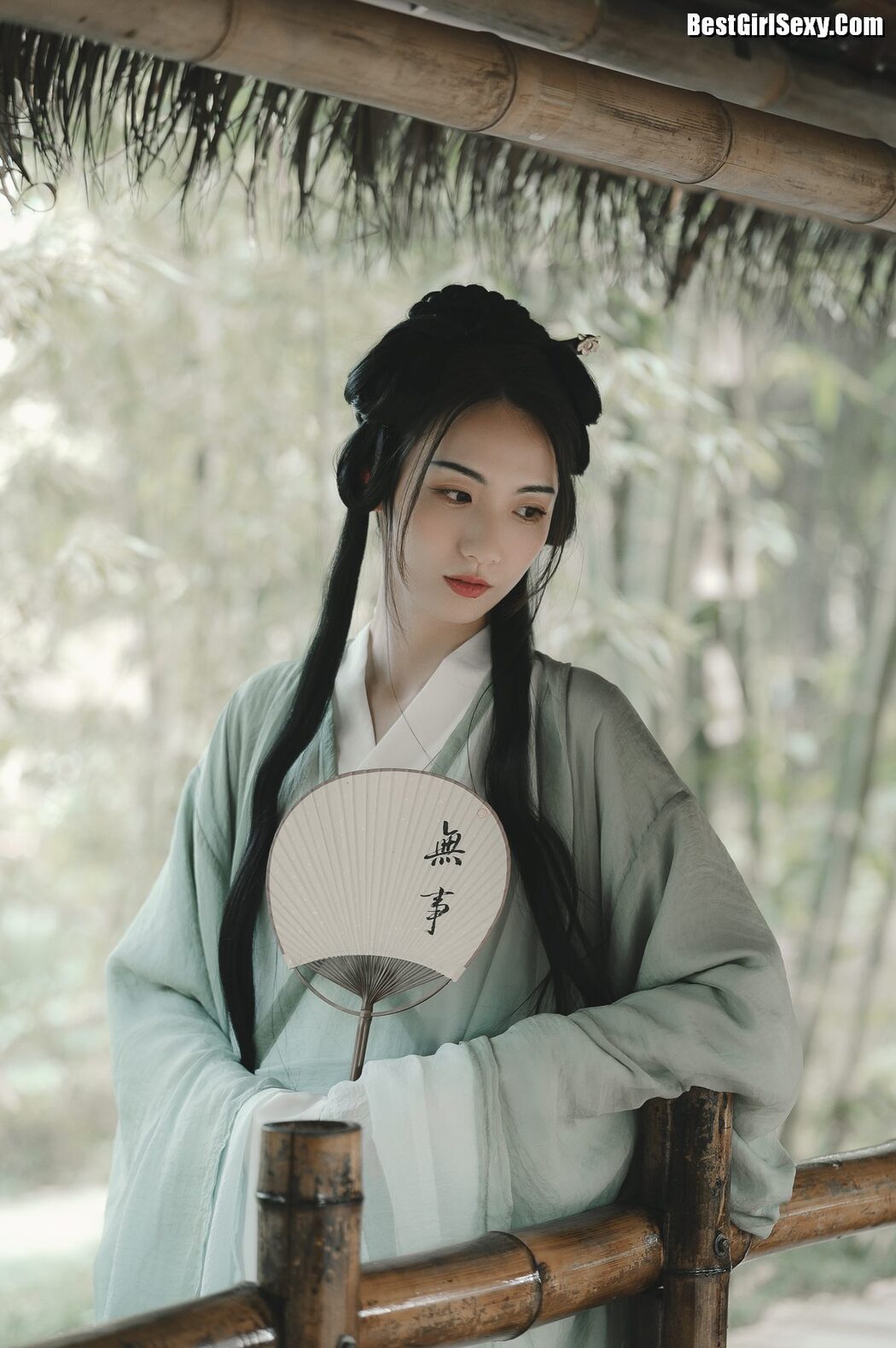 YiTuYu艺图语 Vol.3997 Li Mi